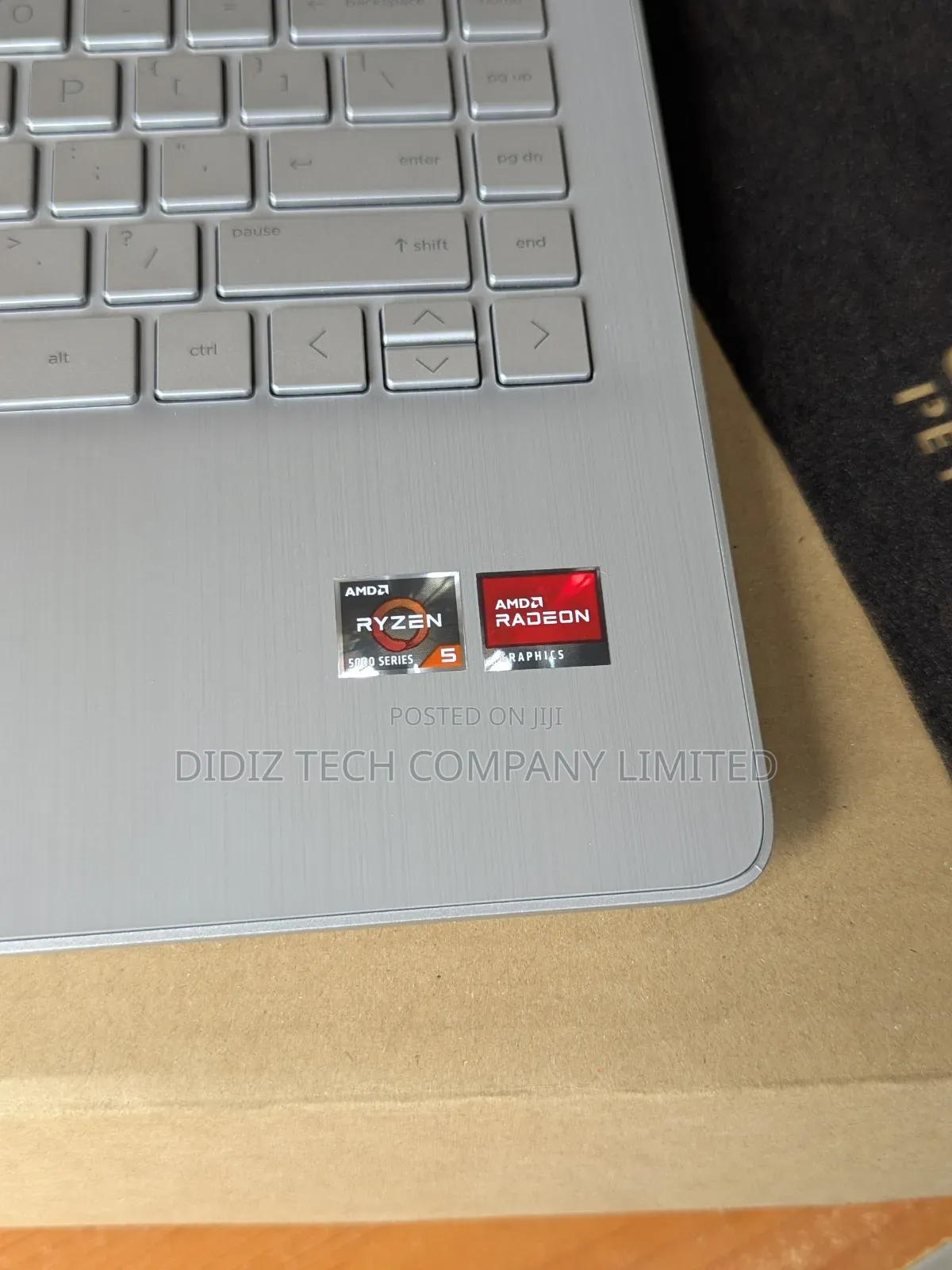 Laptop HP 14S 8GB AMD Ryzen 5 SSD 512GB