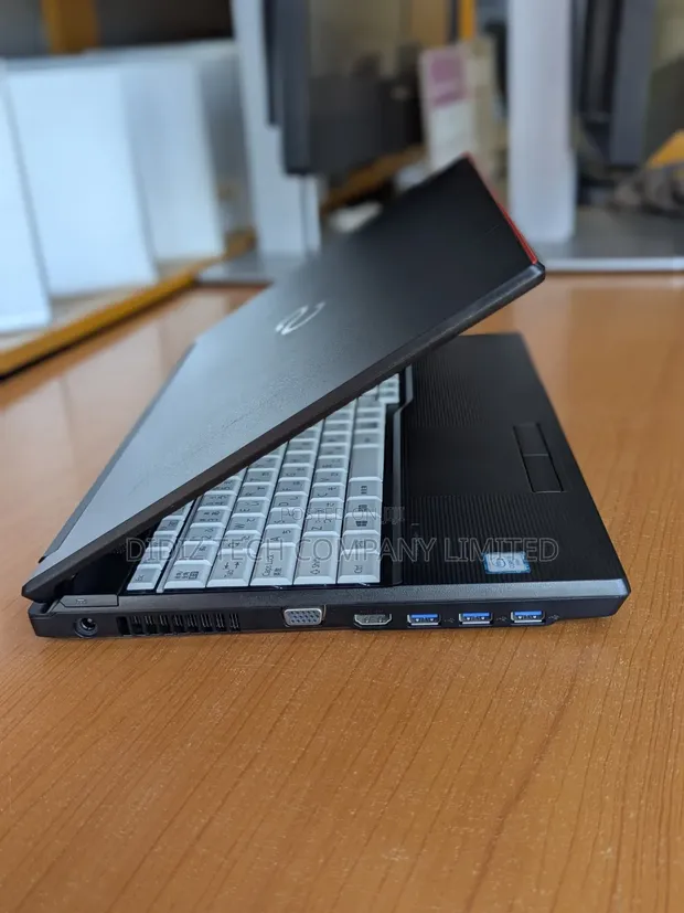 Laptop Fujitsu Lifebook A557 8GB Intel Core I3 SSD 256GB - Didiz