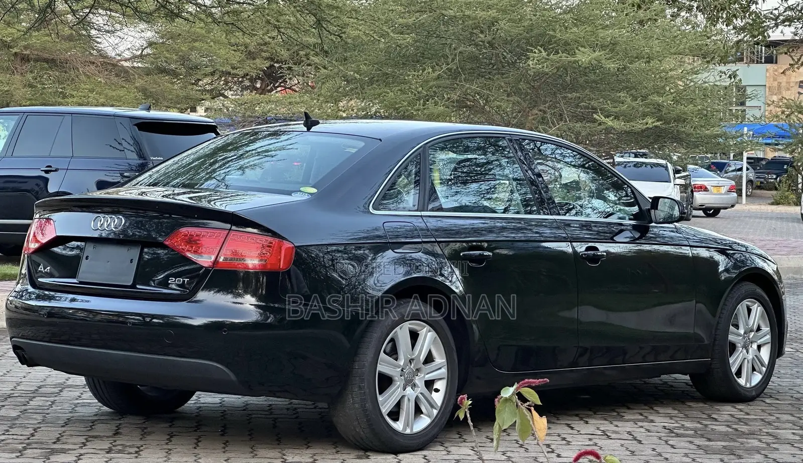 Audi A4 2.0T Premium 2011 Black