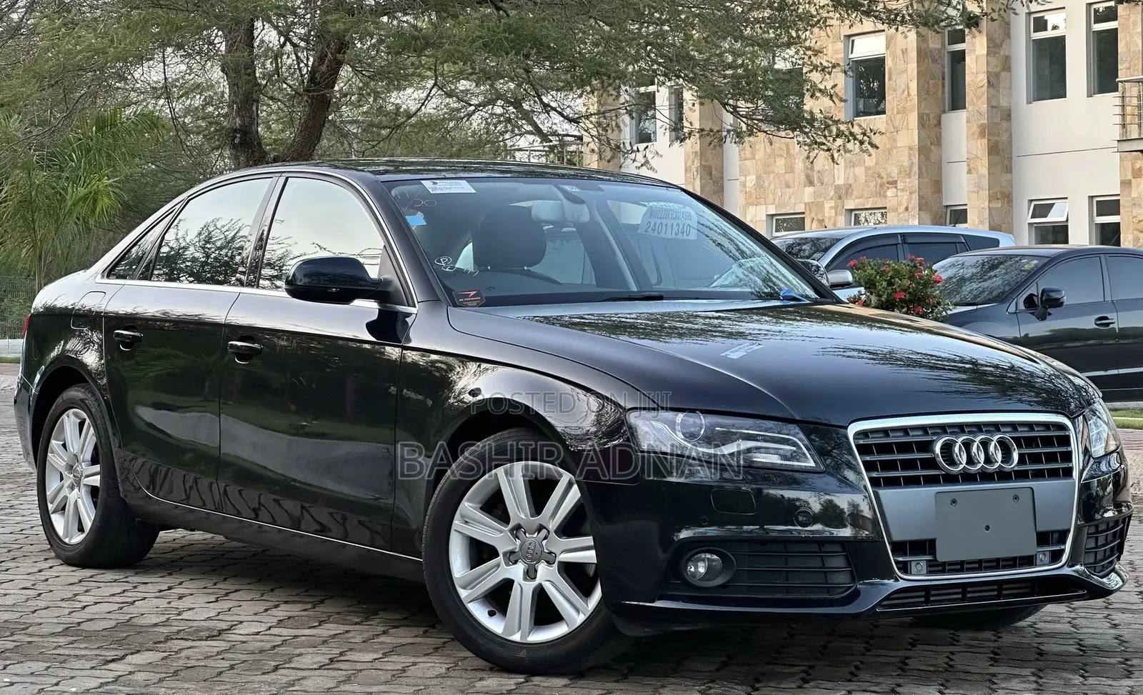Audi A4 2.0T Premium 2011 Black