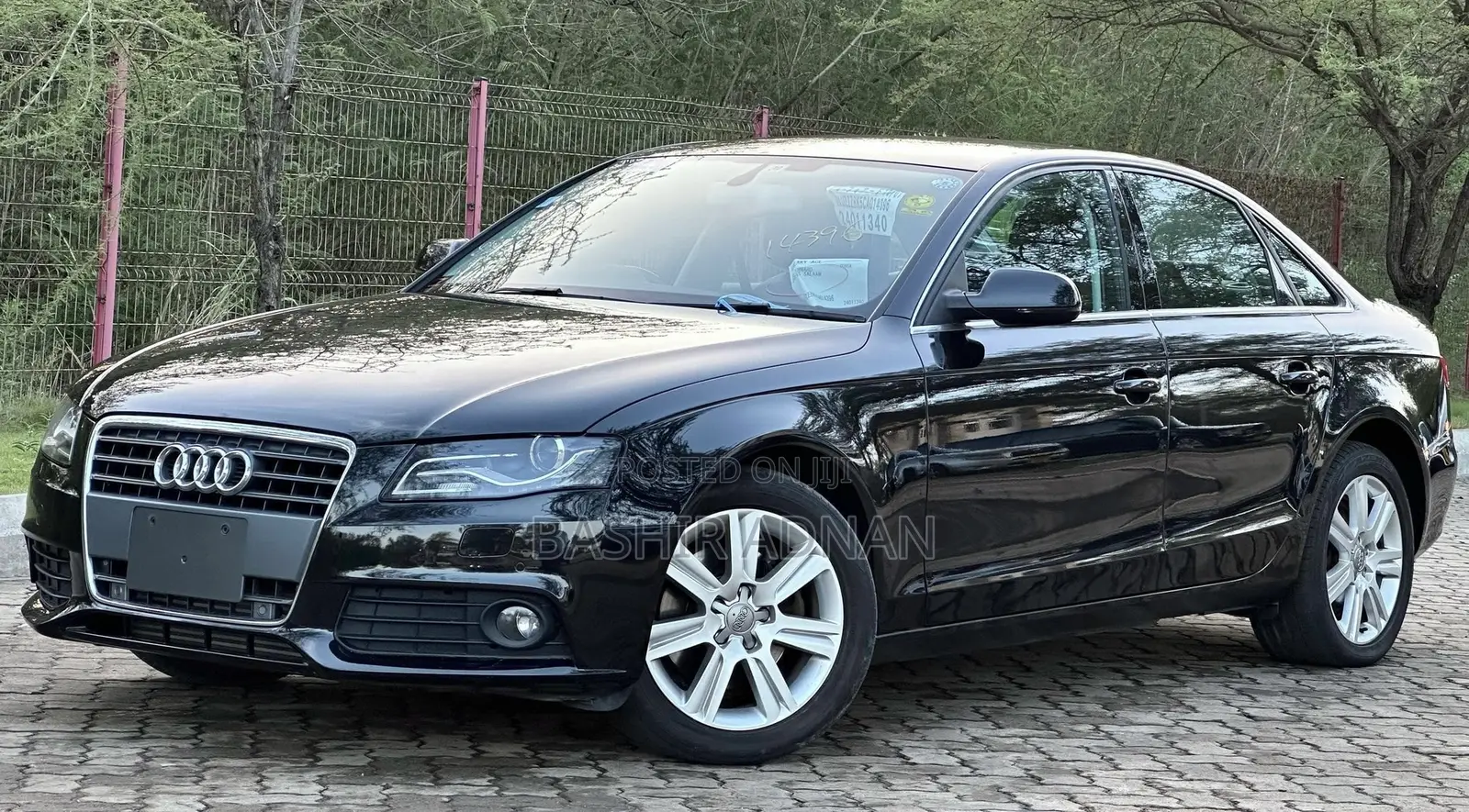 Audi A4 2.0T Premium 2011 Black