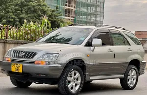 Toyota Harrier 2004 Silver