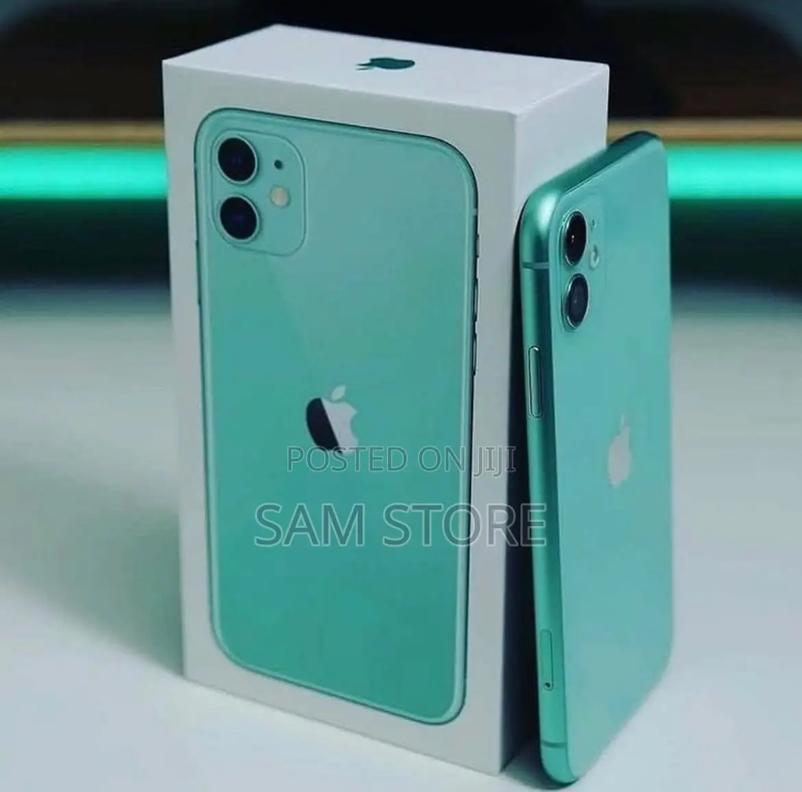 New Apple iPhone 11 64 GB Green