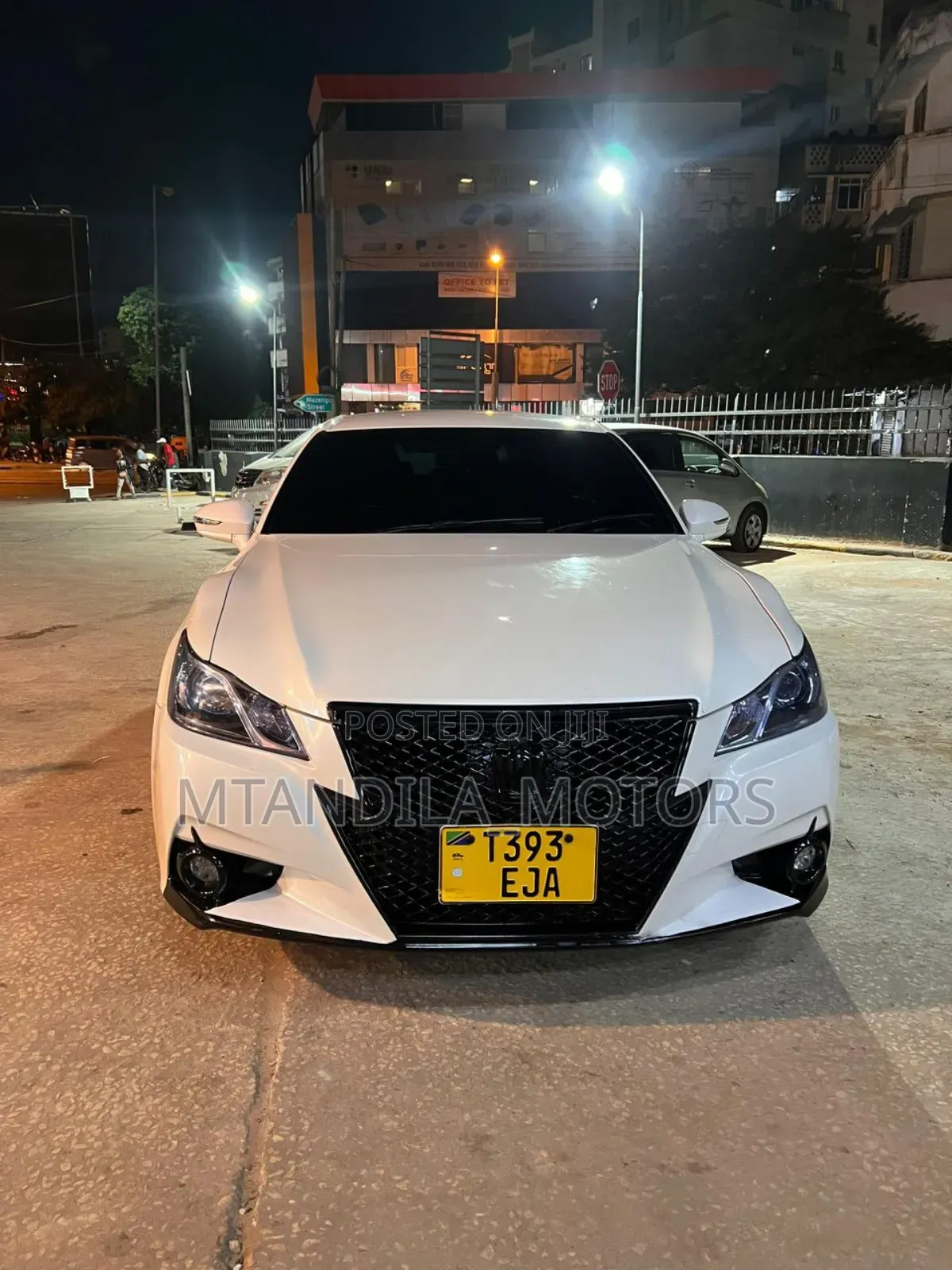 Toyota Crown 2015 White