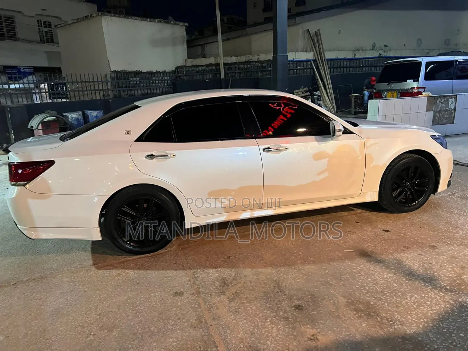 Toyota Crown 2015 White