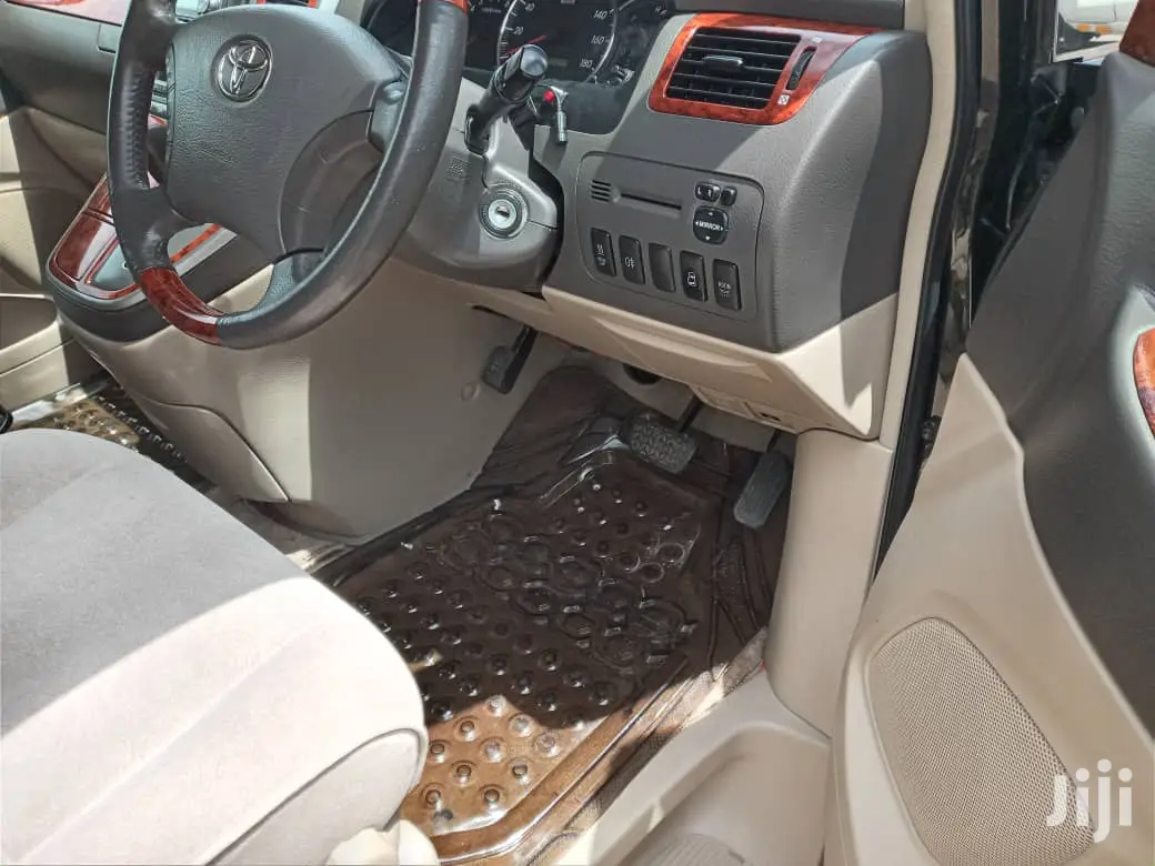 Toyota Alphard 2003 Black
