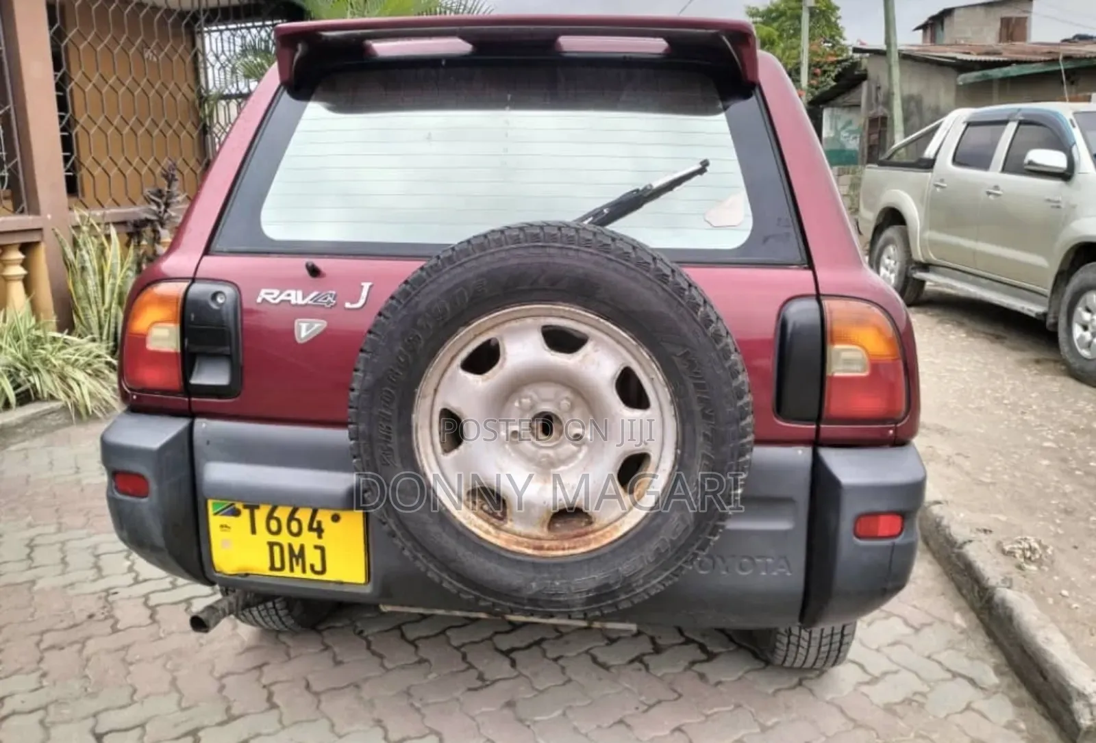 Toyota RAV4 1999 Red