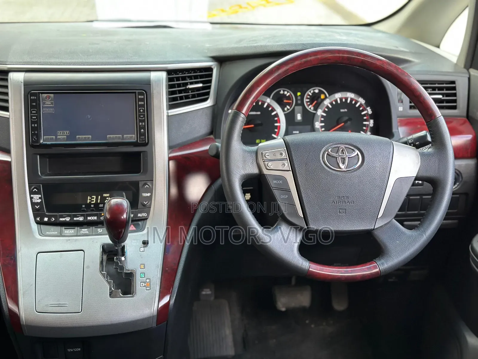 Toyota Vellfire 2011 Matt Black