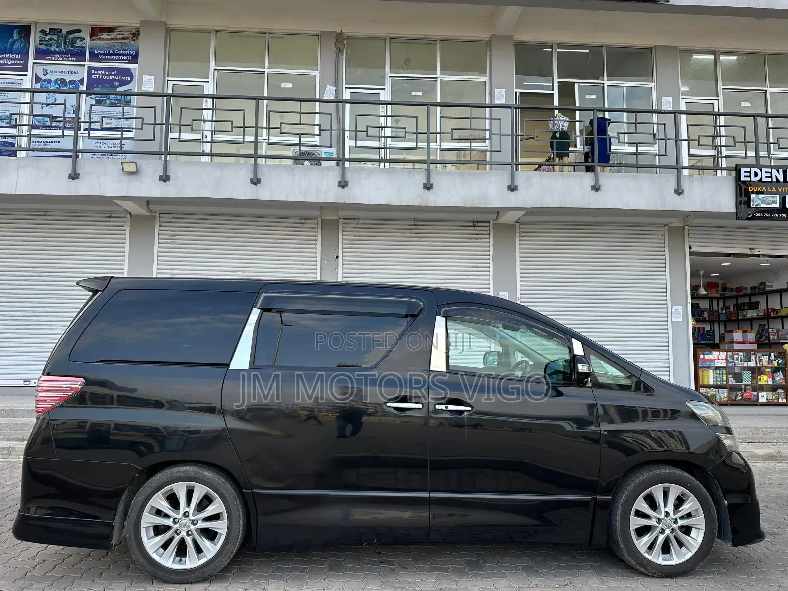 Toyota Vellfire 2011 Matt Black