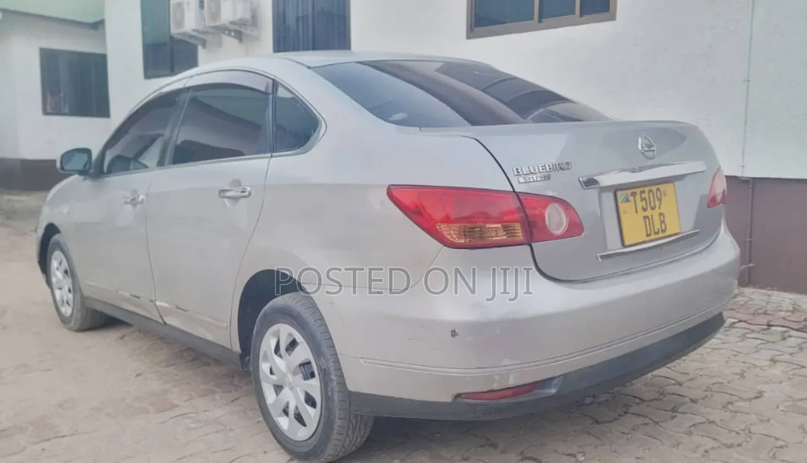 Nissan Bluebird 2002 Silver
