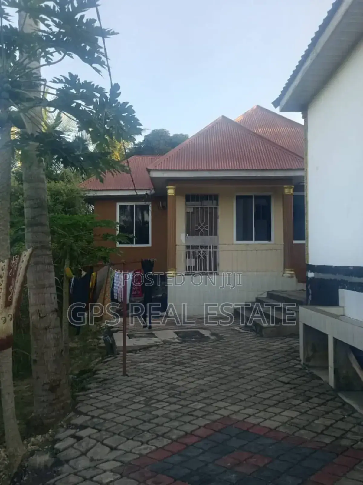 10bdrm House in Goba Mageti, Kinondoni for sale