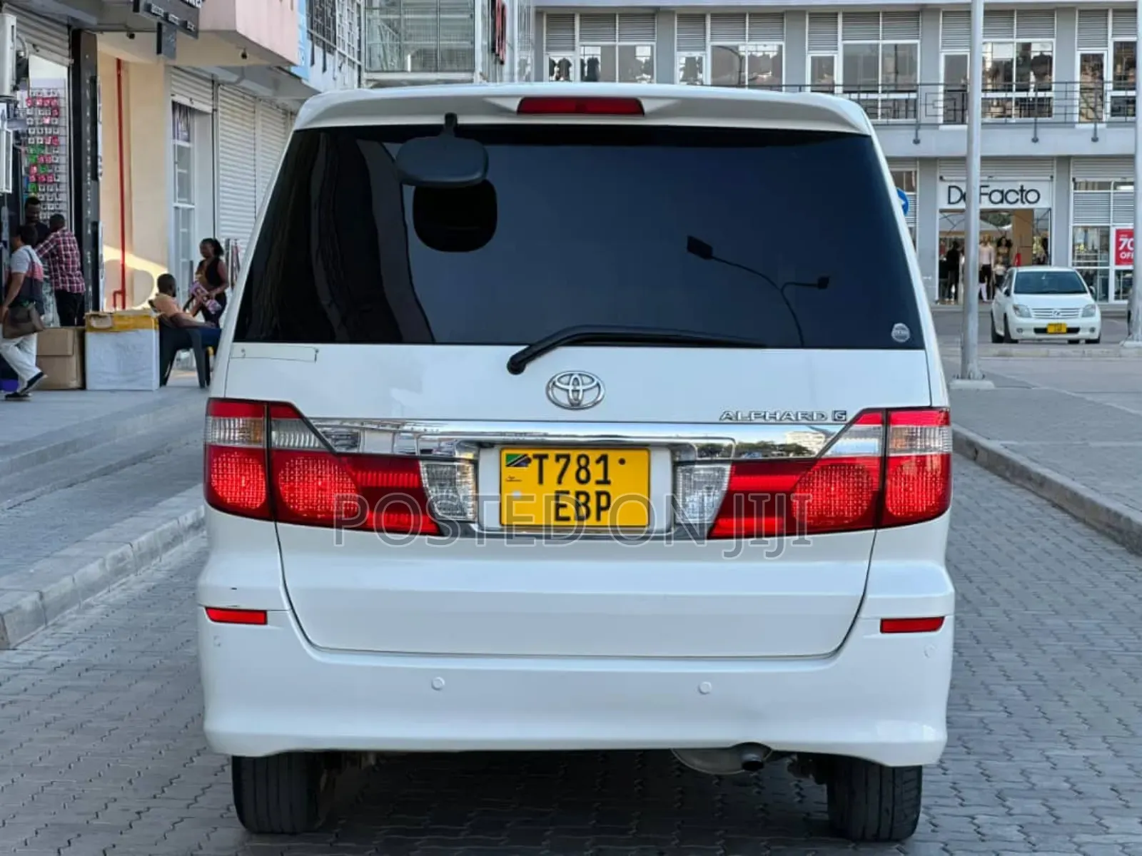 Toyota Alphard 2004 White