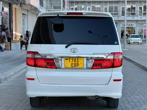 Toyota Alphard 2004 White