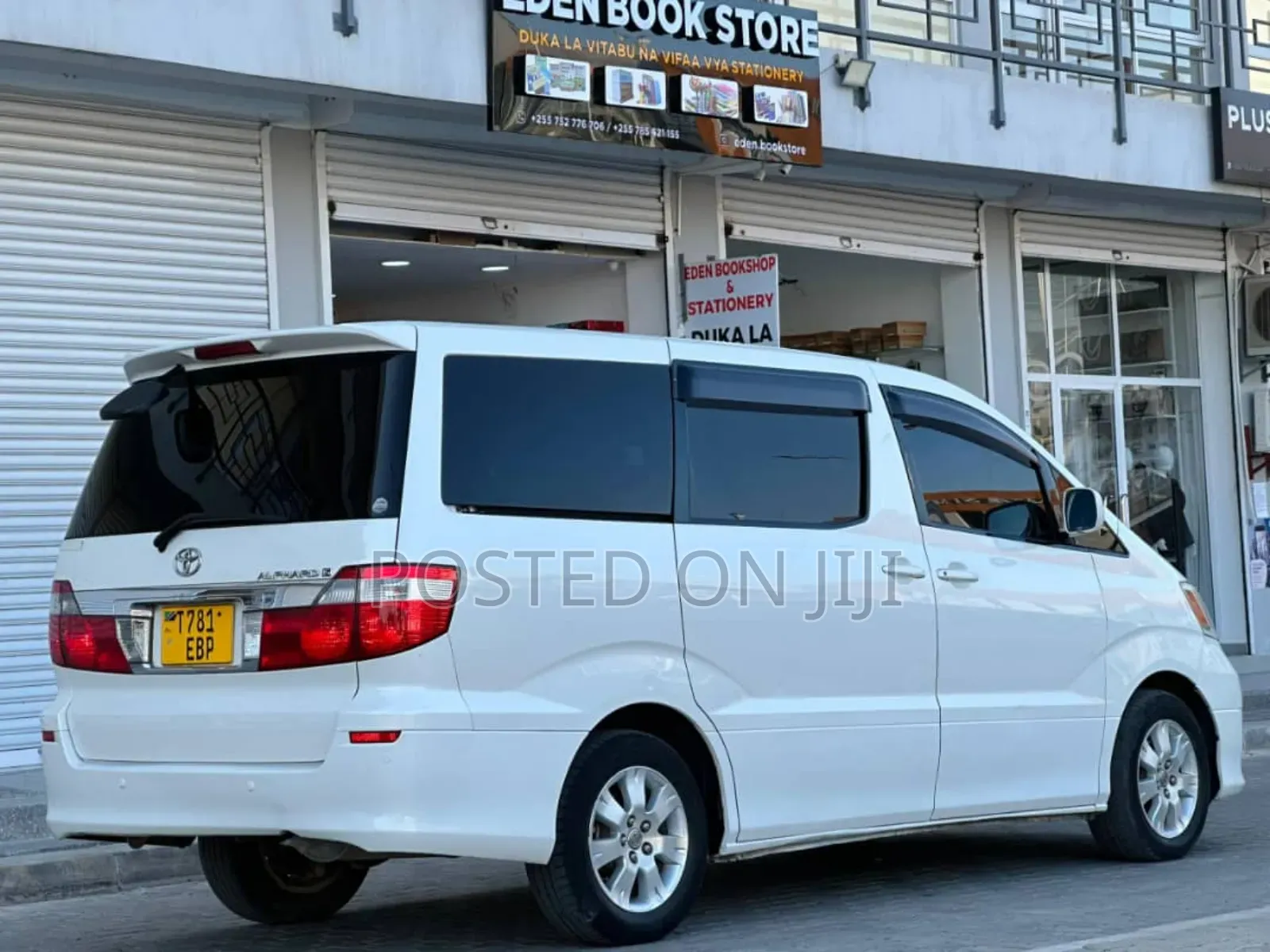 Toyota Alphard 2004 White