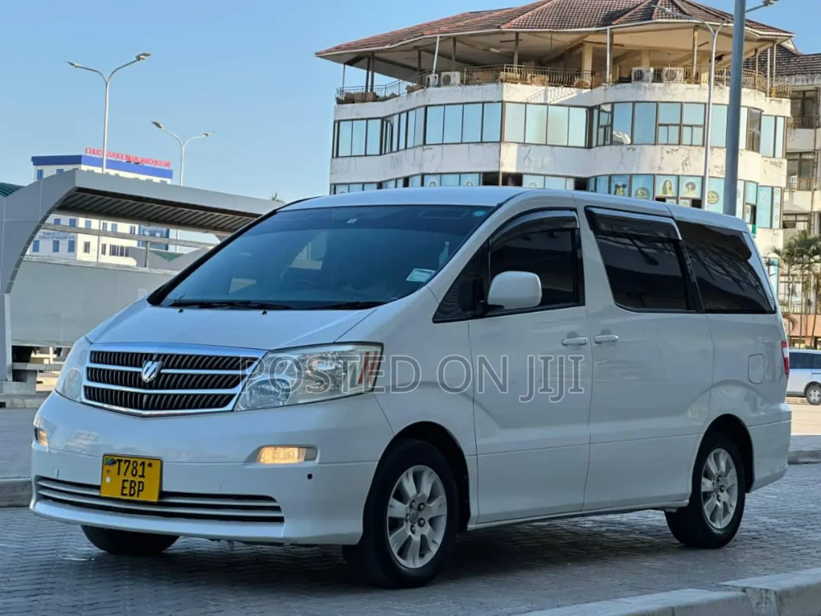 Toyota Alphard 2004 White