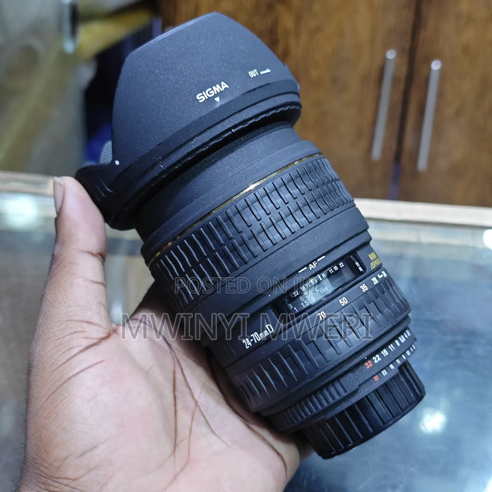 Sigma Zoom 24-70mm F/2.8 Ex Aspherical Df Af Lens for Nikon
