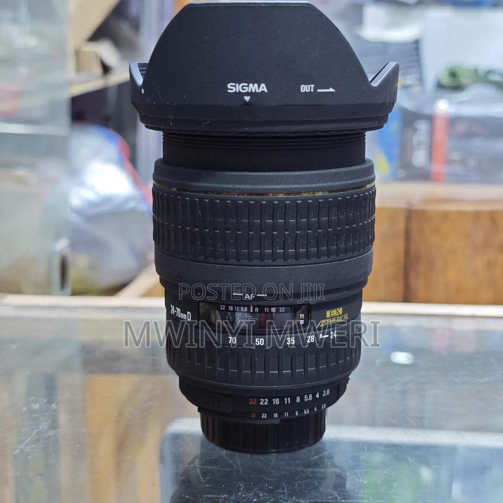 Sigma Zoom 24-70mm F/2.8 Ex Aspherical Df Af Lens for Nikon