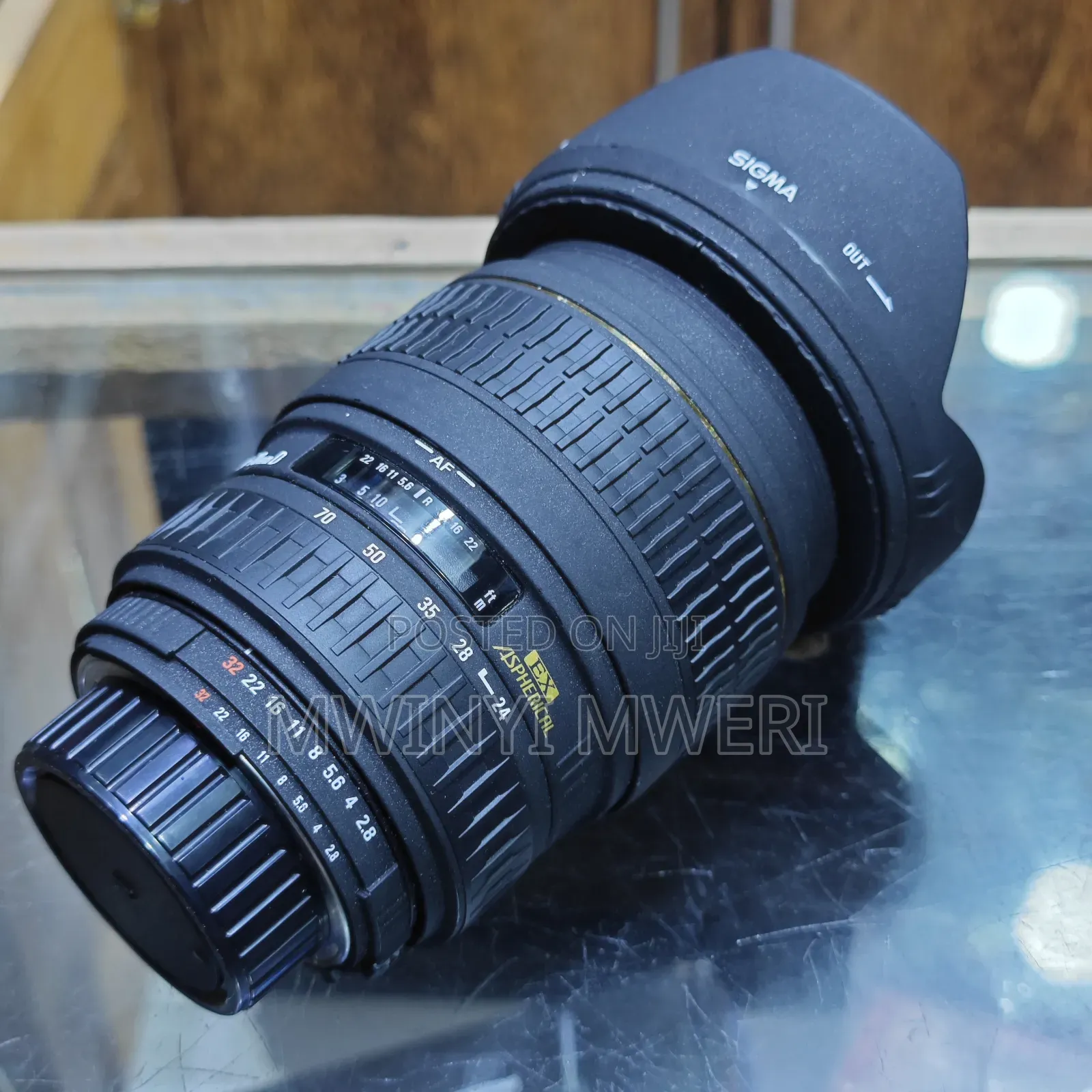Sigma Zoom 24-70mm F/2.8 Ex Aspherical Df Af Lens for Nikon