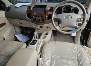 Toyota Hilux 2008 Black