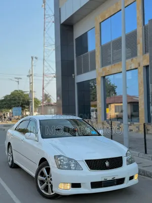 Toyota Crown 2007 White