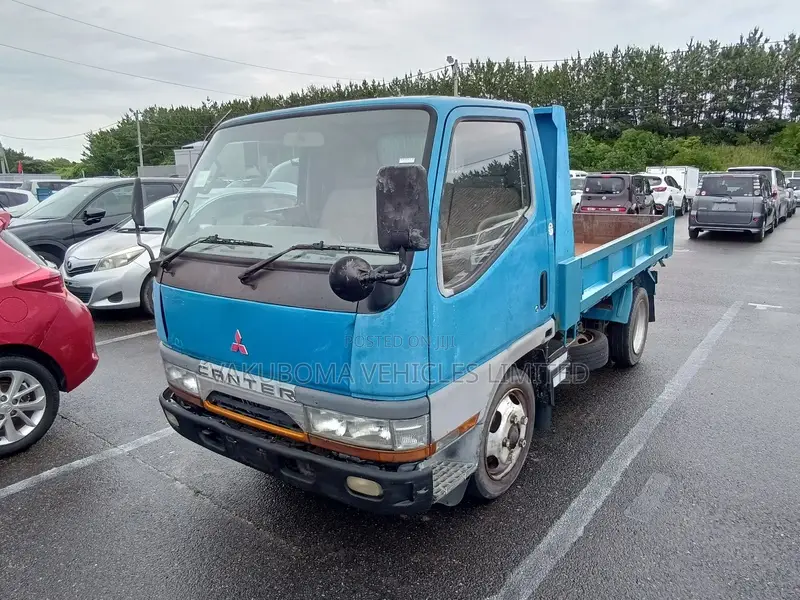 Mitsubish Canter Truck