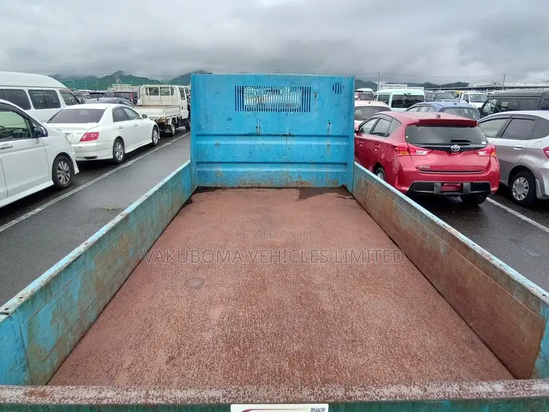 Mitsubish Canter Truck