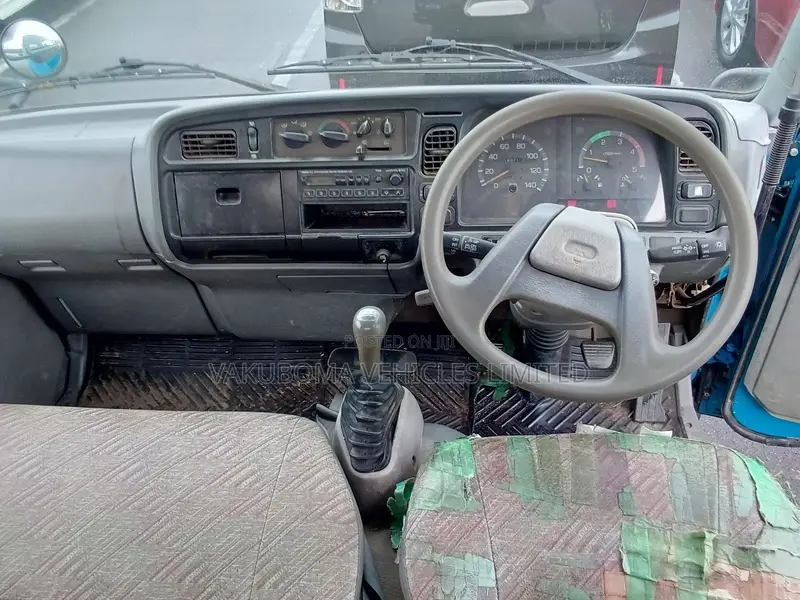 Mitsubish Canter Truck