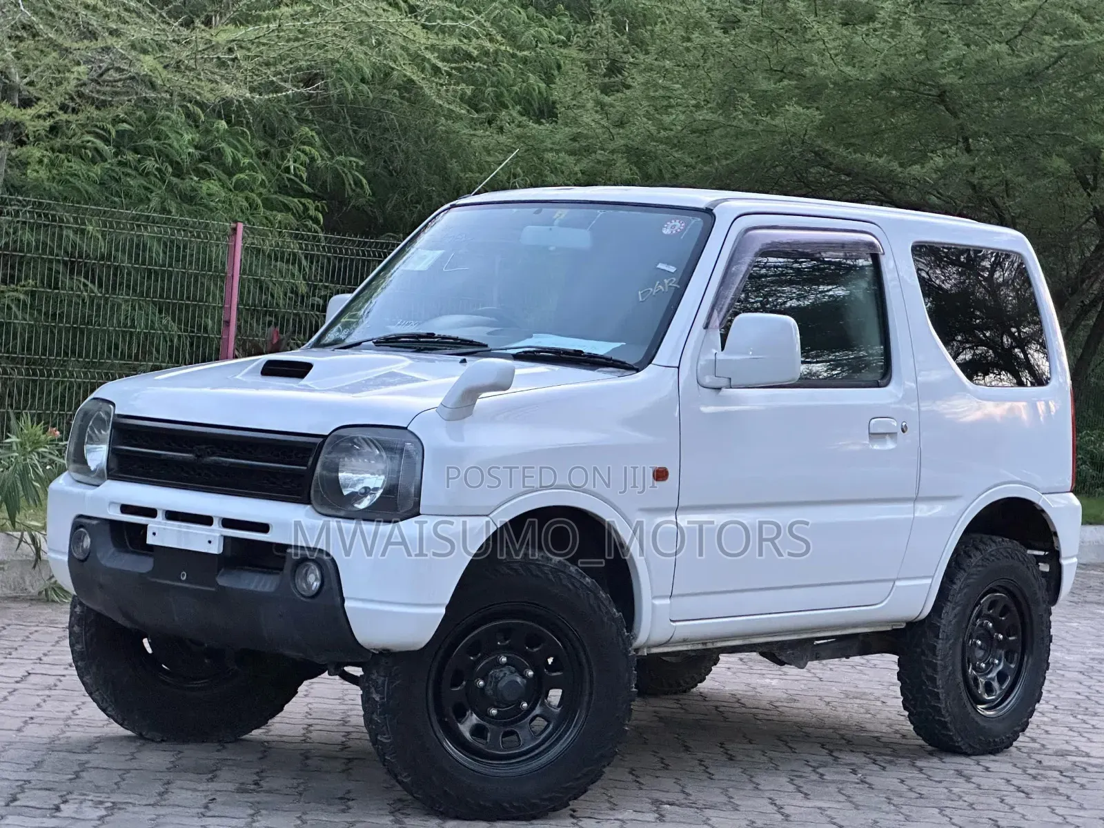 Suzuki Jimny 2002 White
