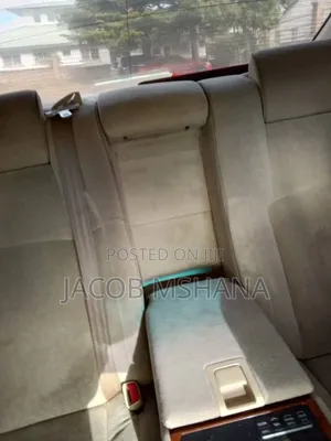 Toyota Crown 2006 White