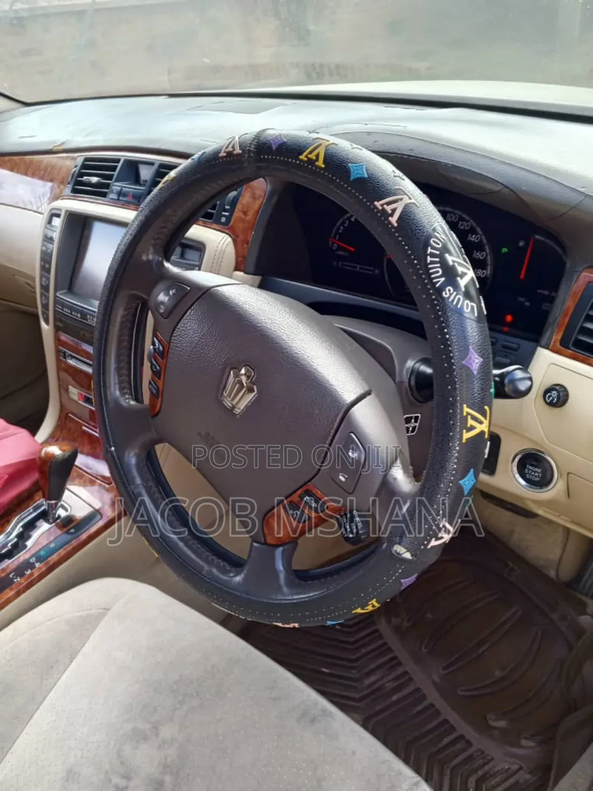 Toyota Crown 2006 White