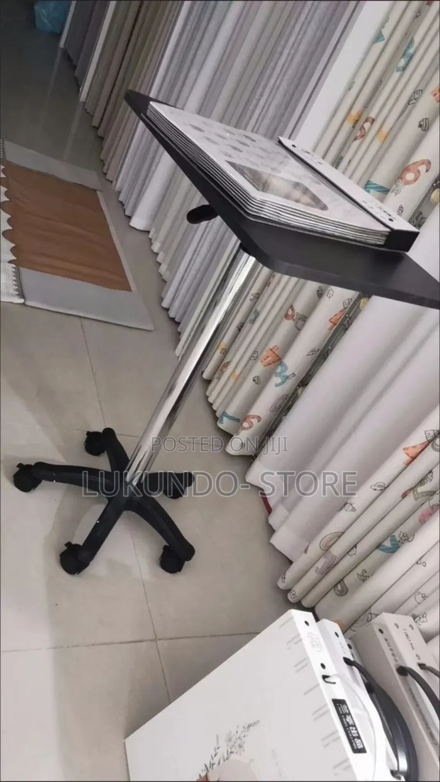 Movable Laptot Table