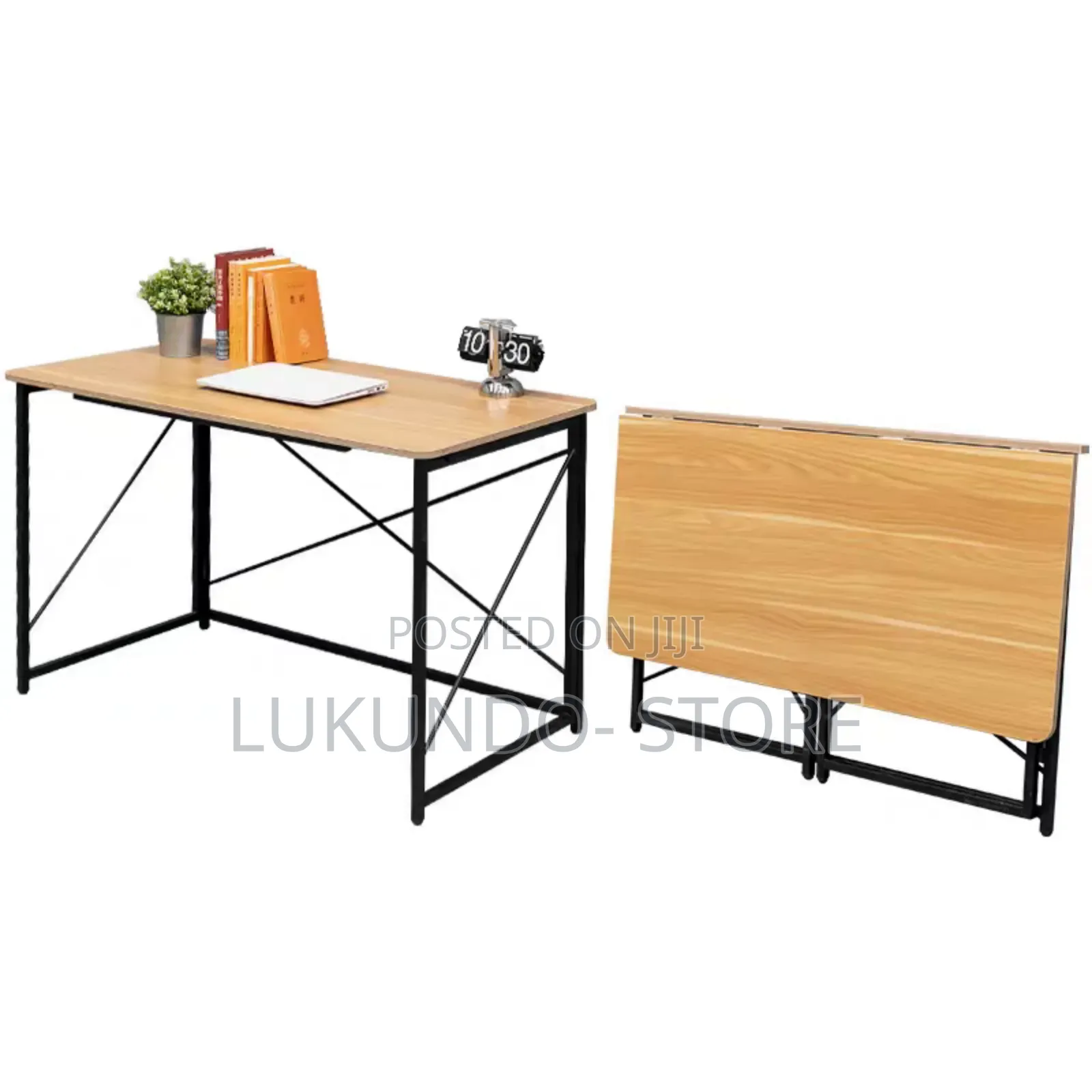 Folding Table Simple and Unique