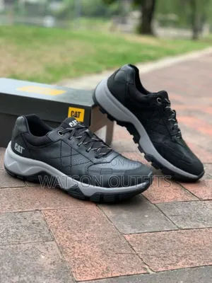 Men's Leather Shoes Low Cut and Resistant to Vibration