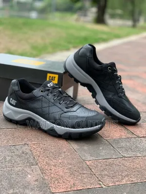 Men's Leather Shoes Low Cut and Resistant to Vibration