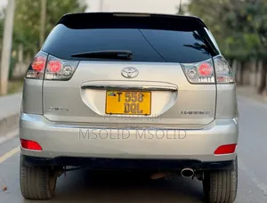 Toyota Harrier 2005 Silver
