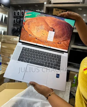 New Laptop HP ZBook Studio 32GB Intel Core I7 SSD 1T