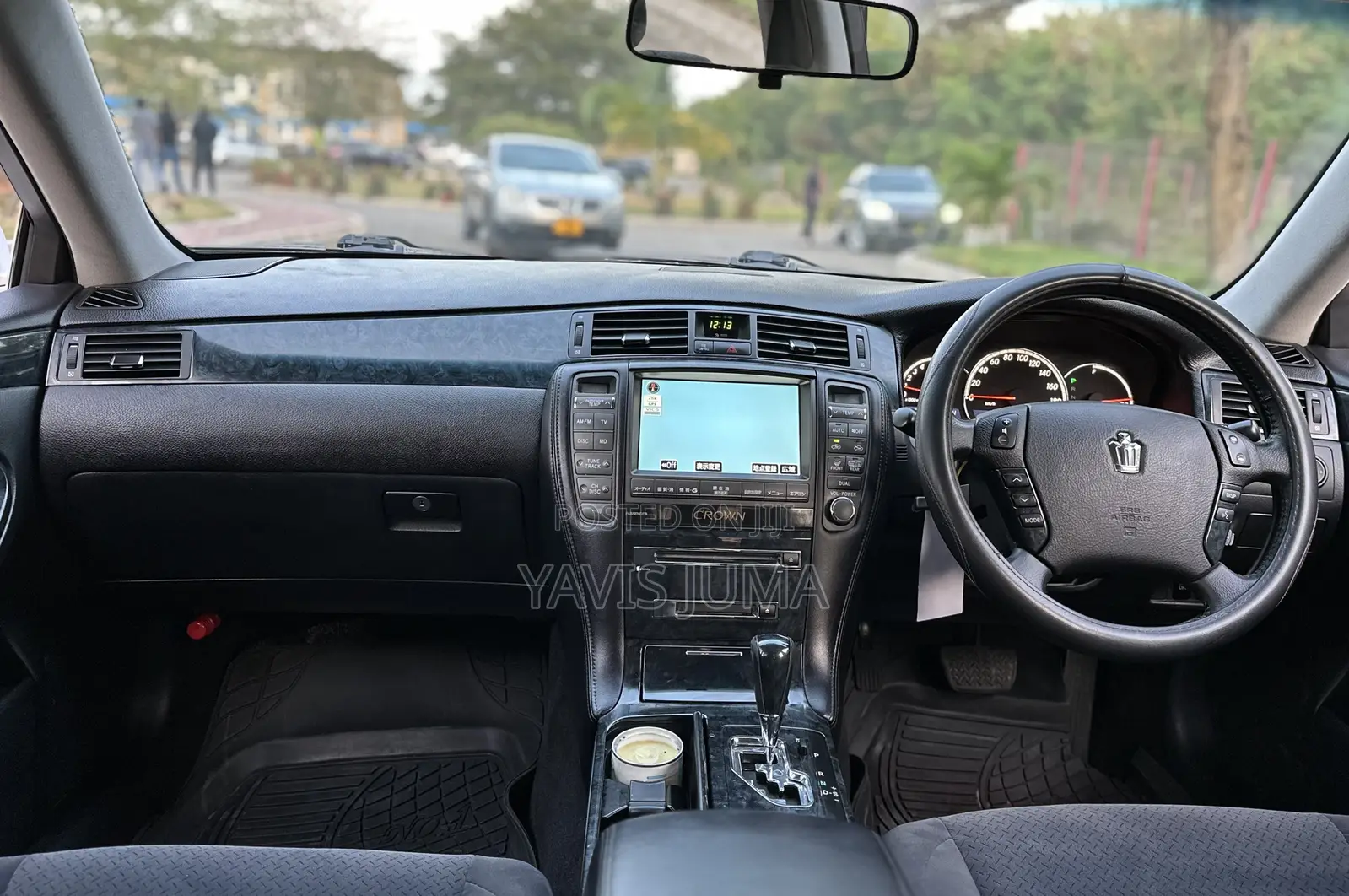Toyota Crown 2006 White