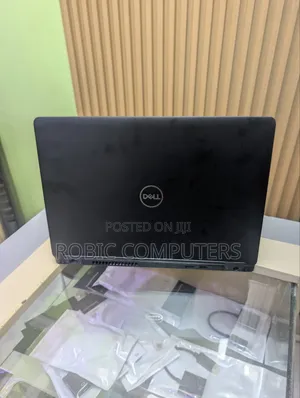 Laptop Dell Latitude 5490 16GB Intel Core I7 SSD 256GB