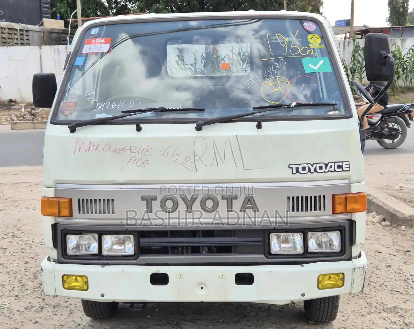 Toyota Toyoace Truck 1.5 Tonnes Spring Juu Nyuma Na Mbele.