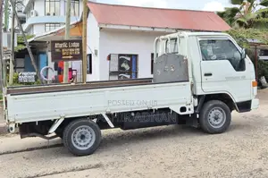 Toyota Toyoace Truck 1.5 Tonnes Spring Juu Nyuma Na Mbele.