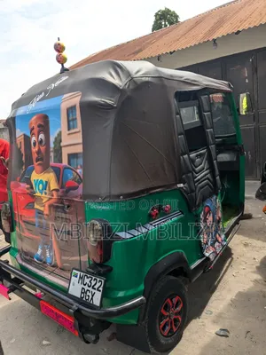 TVS King Deluxe Plus iTouch Start 2023 Green