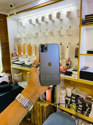 Apple iPhone 11 Pro Max 64 GB Black