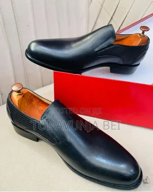 Cracks Leather Shoes 