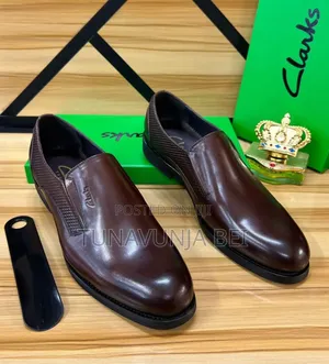 Cracks Leather Shoes 
