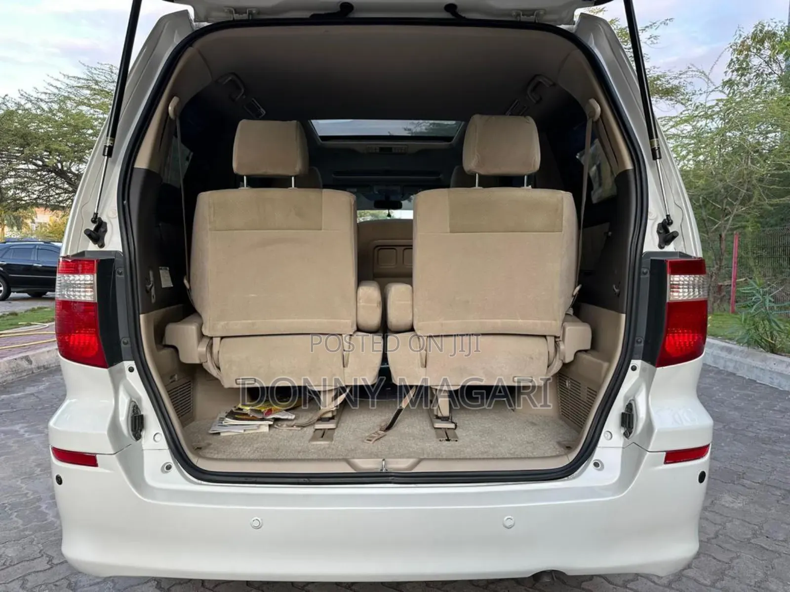 Toyota Alphard 2004 White