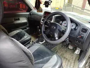 Nissan Navara 2005 Silver