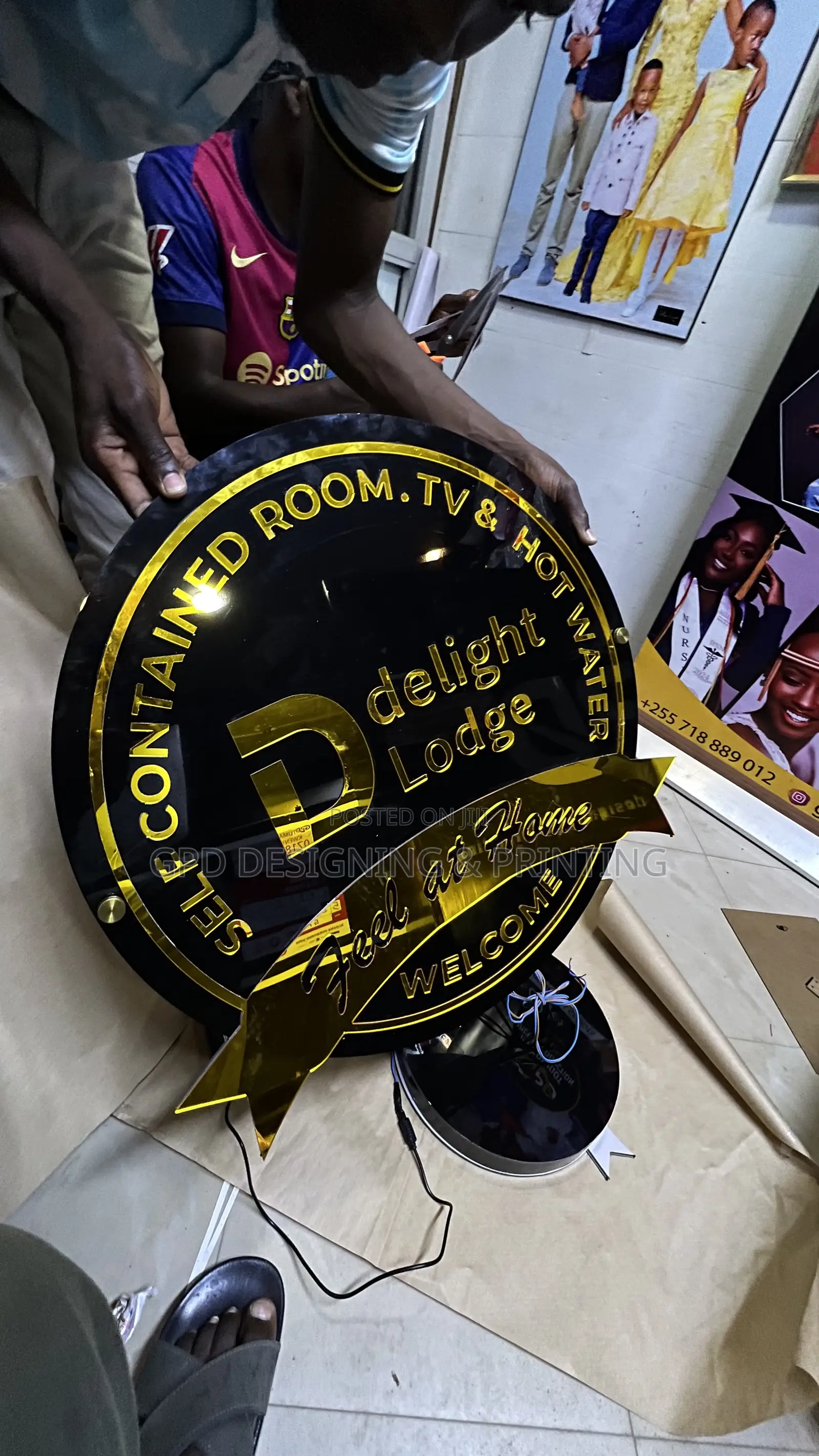 Kwa Logo Za Kibabe Karibu Kwetu