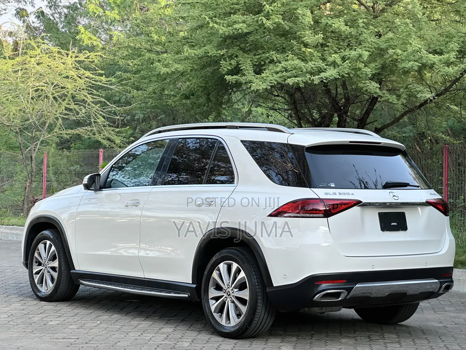 Mercedes-Benz GLE-Class 2019 White