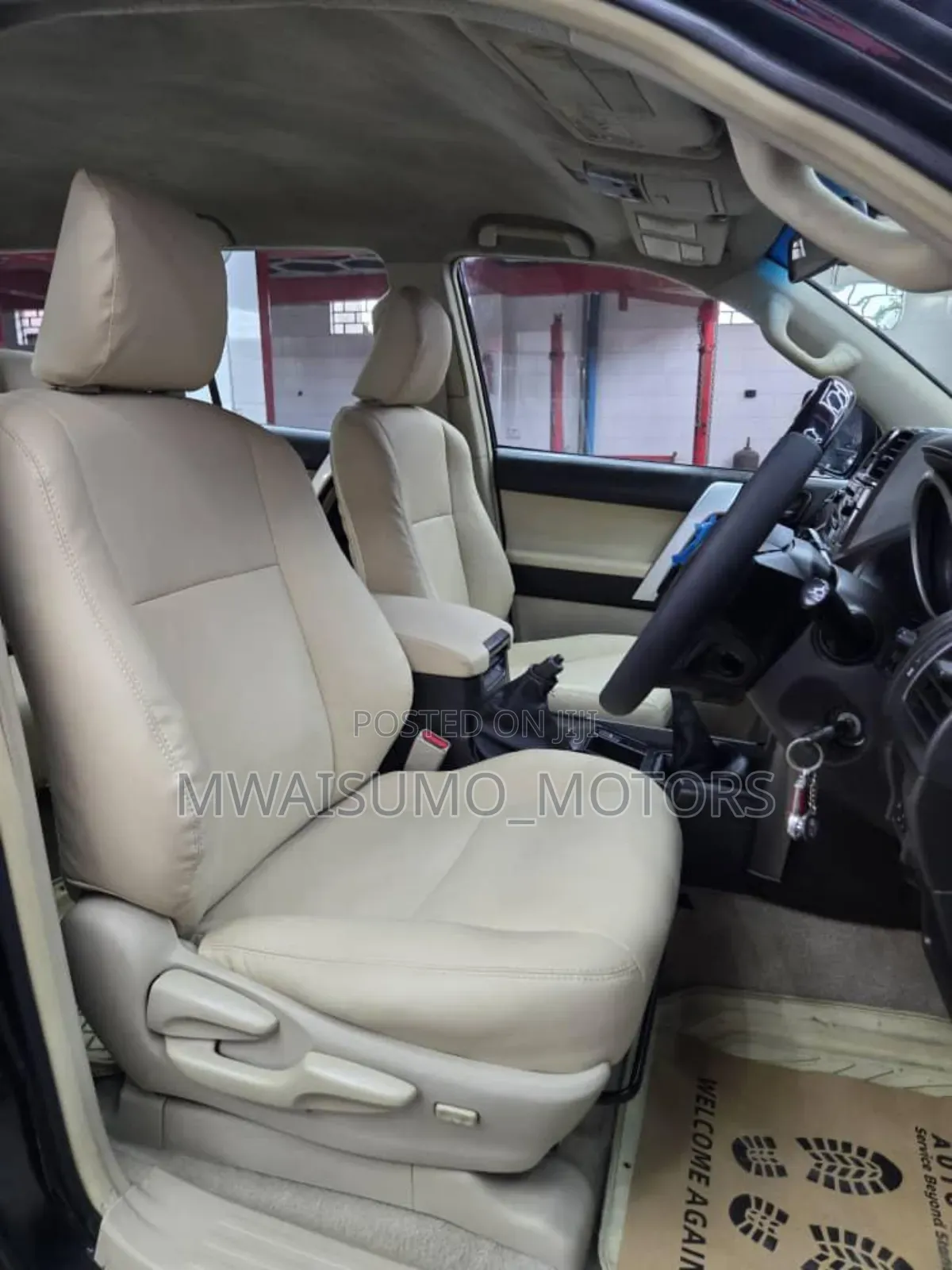 Toyota Land Cruiser Prado 2012 Black