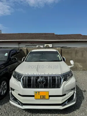 Toyota Land Cruiser Prado 2022 White